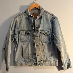 Distressed Vintage Gap Denim Trucker Jacket